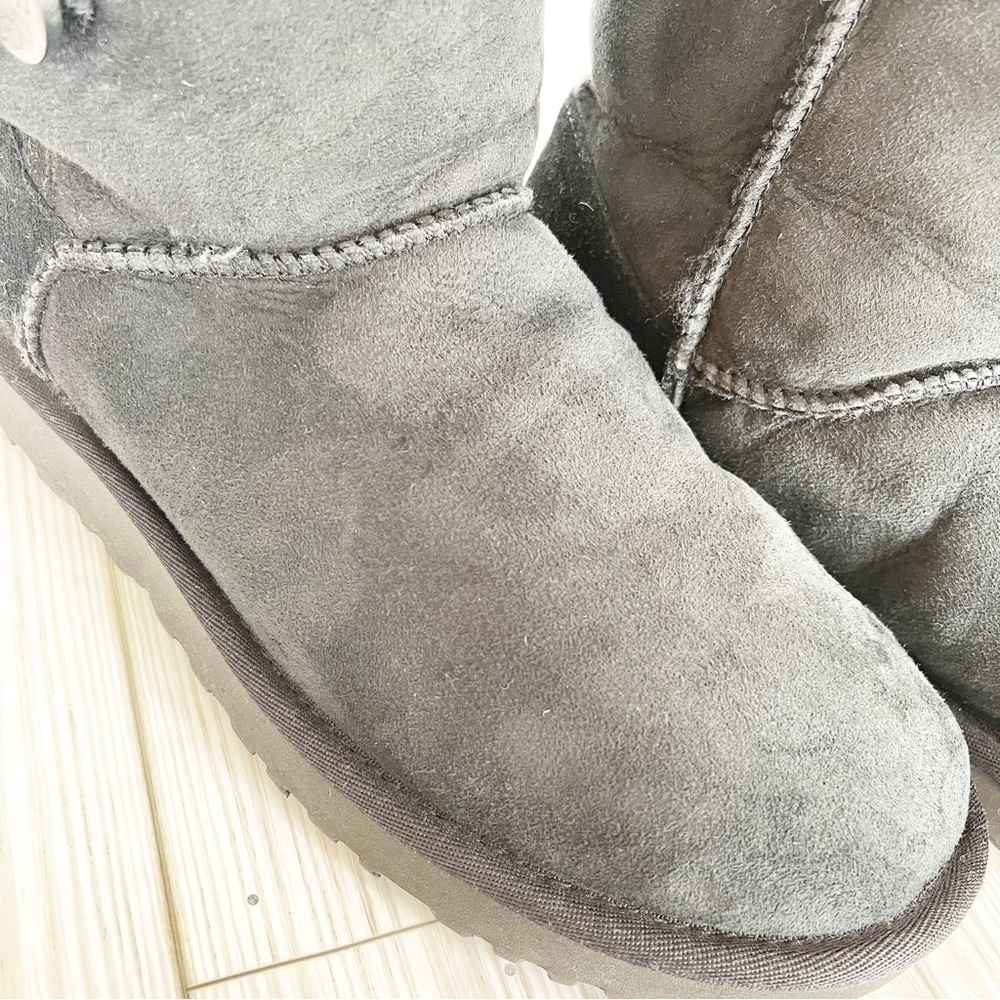 ‼️SOLD‼️UGG Boots - Picture 11 of 11
